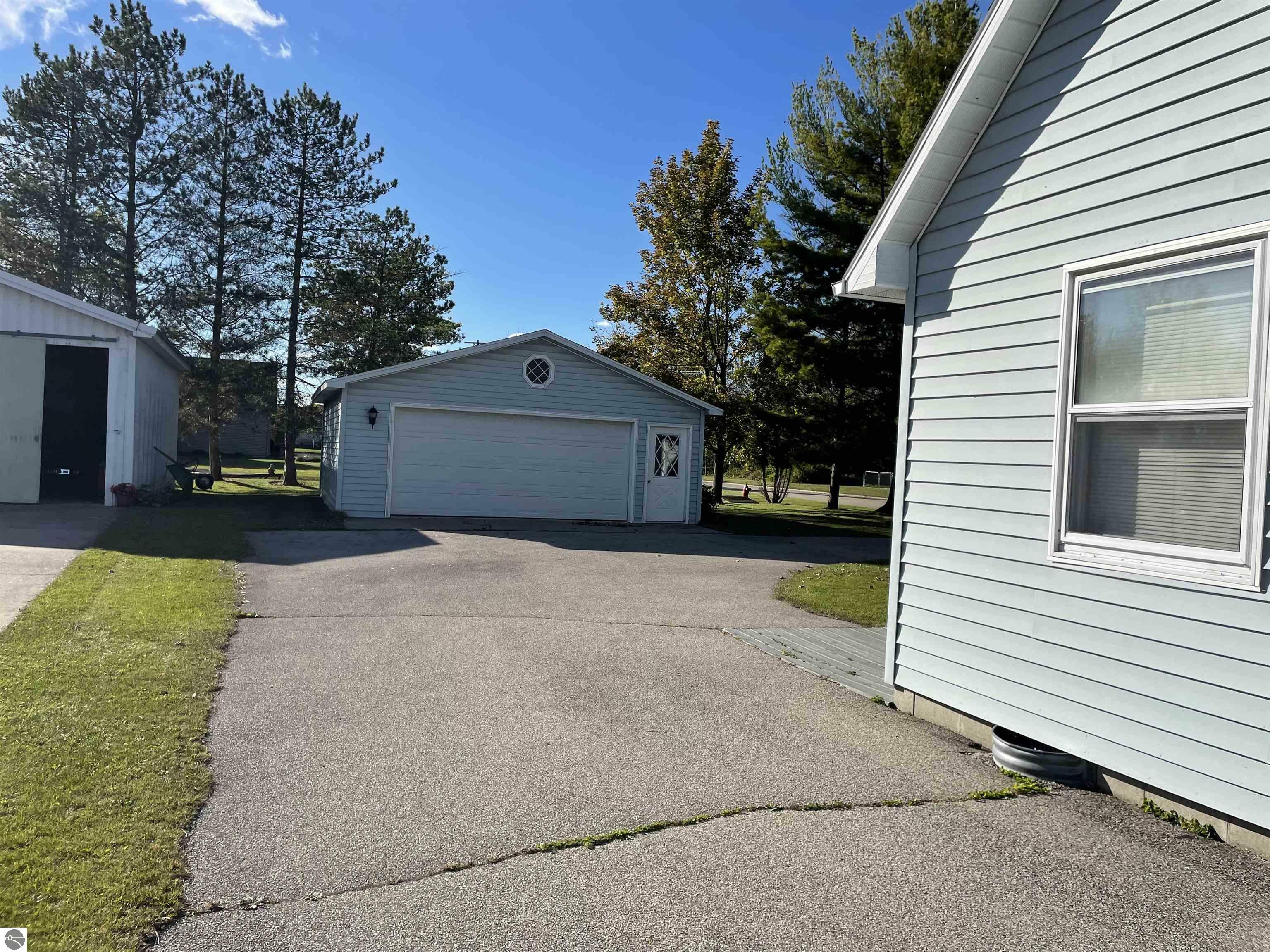 Property Photo:  806 S Augres River Drive  MI 48703 