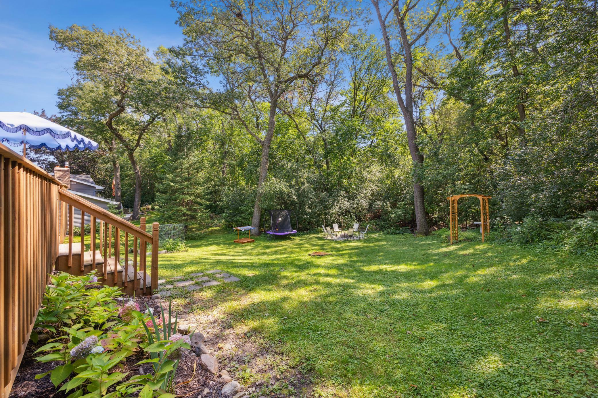 Property Photo:  3303 Red Oak Circle S  MN 55337 