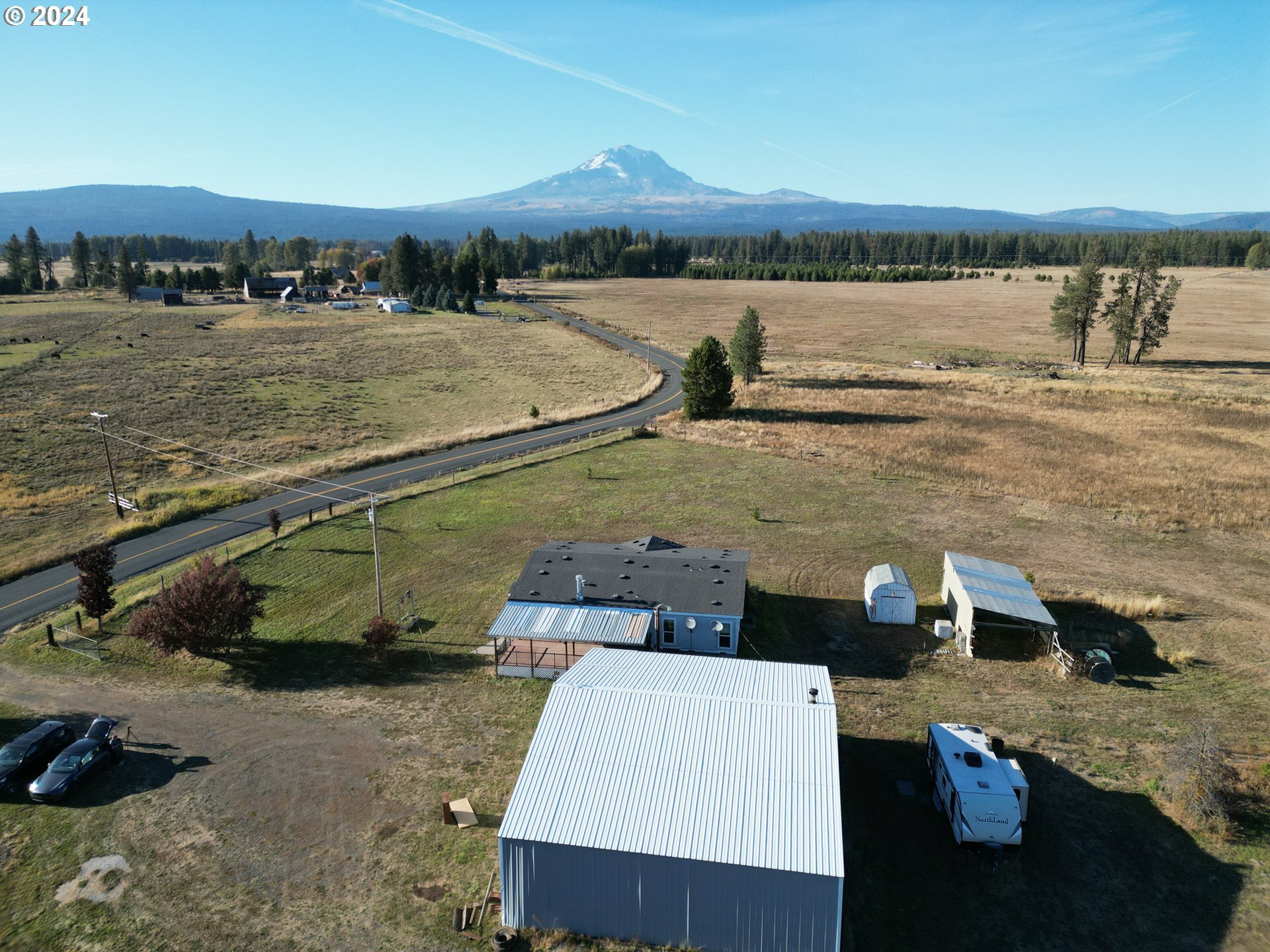 Property Photo:  110 Lakeside Rd  WA 98619 