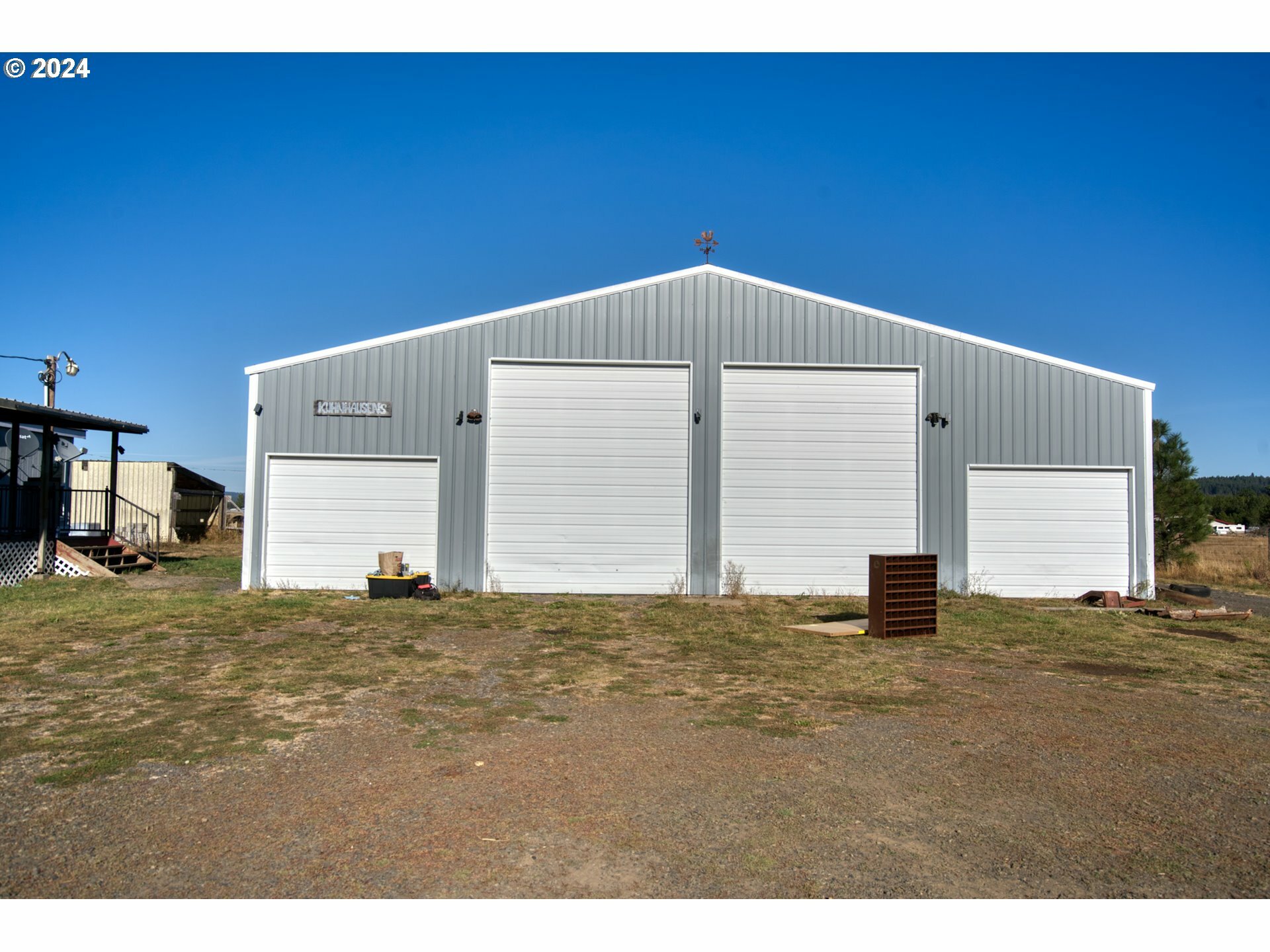 Property Photo: 110 Lakeside Rd WA 98619