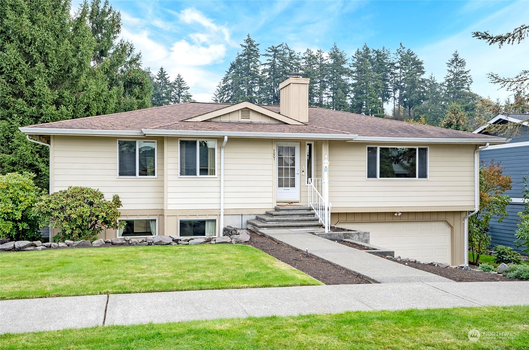 Property Photo:  7001 S Wapato Street  WA 98409 