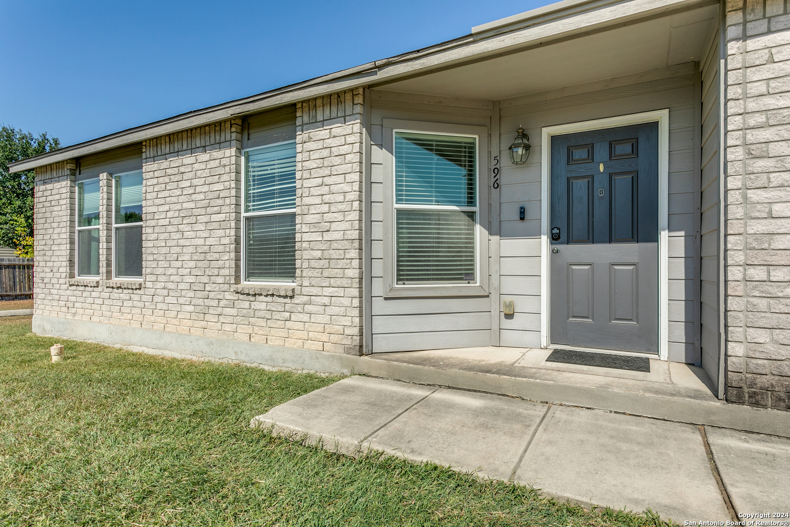 Property Photo:  596 Northwest Crossing Dr  TX 78130 