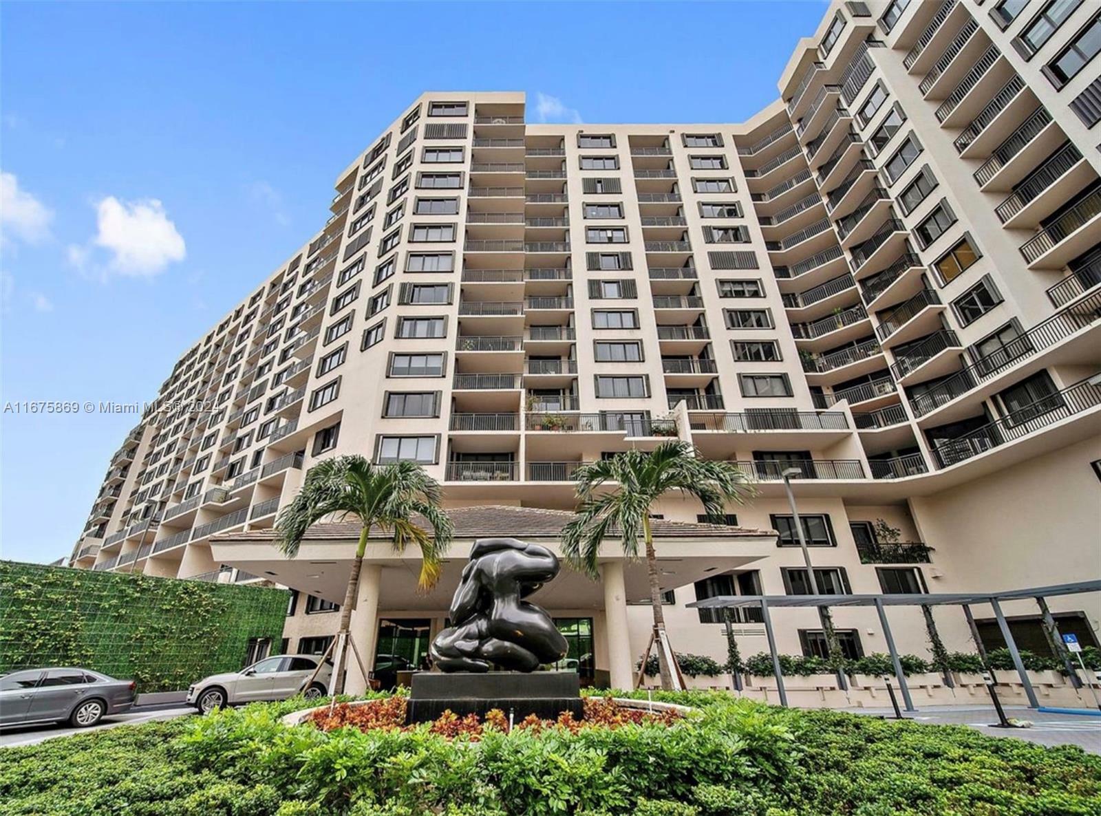 Property Photo:  540 Brickell Key Dr 1706  FL 33131 