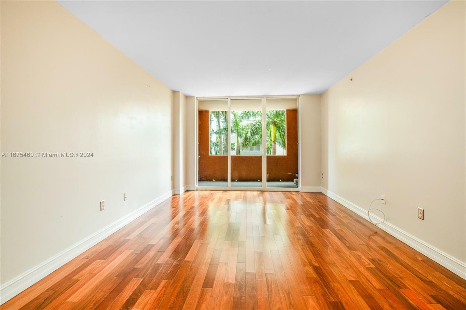 Property Photo:  2000 N Bayshore Dr 306  FL 33137 