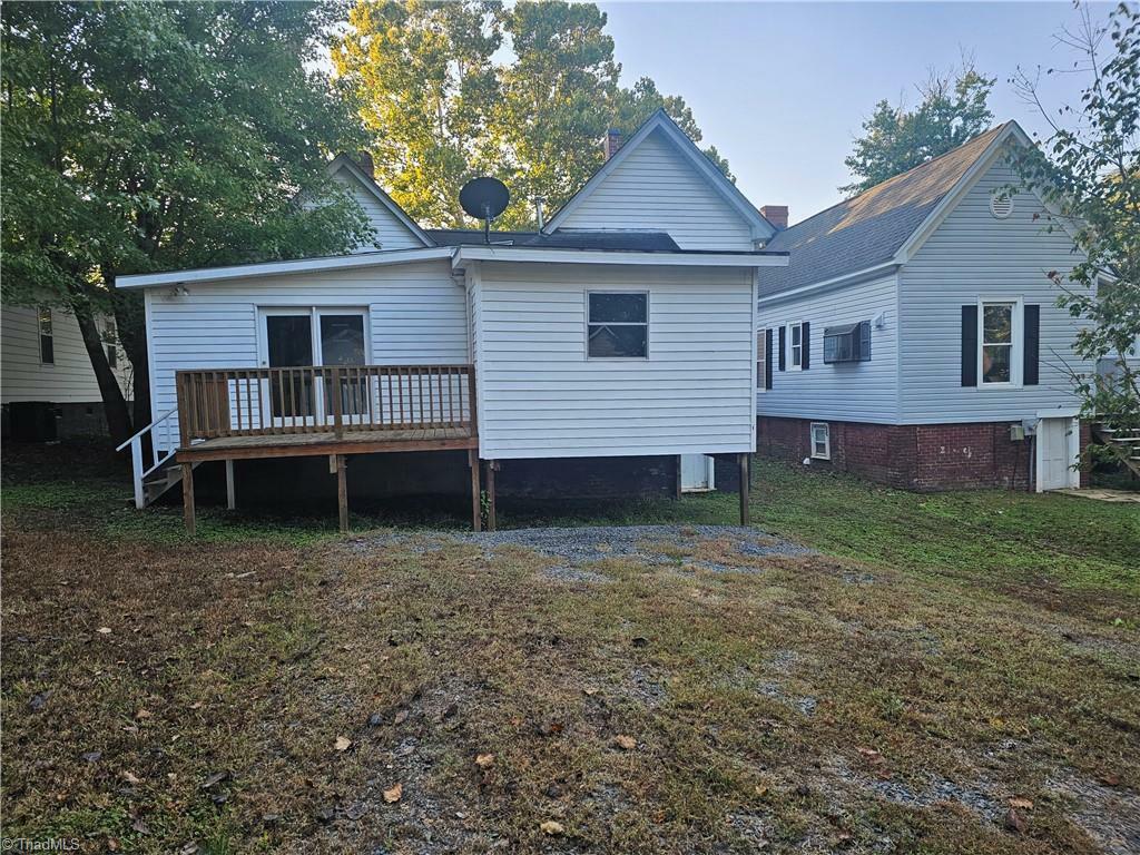 Property Photo:  508 S Yadkin Avenue  NC 28159 