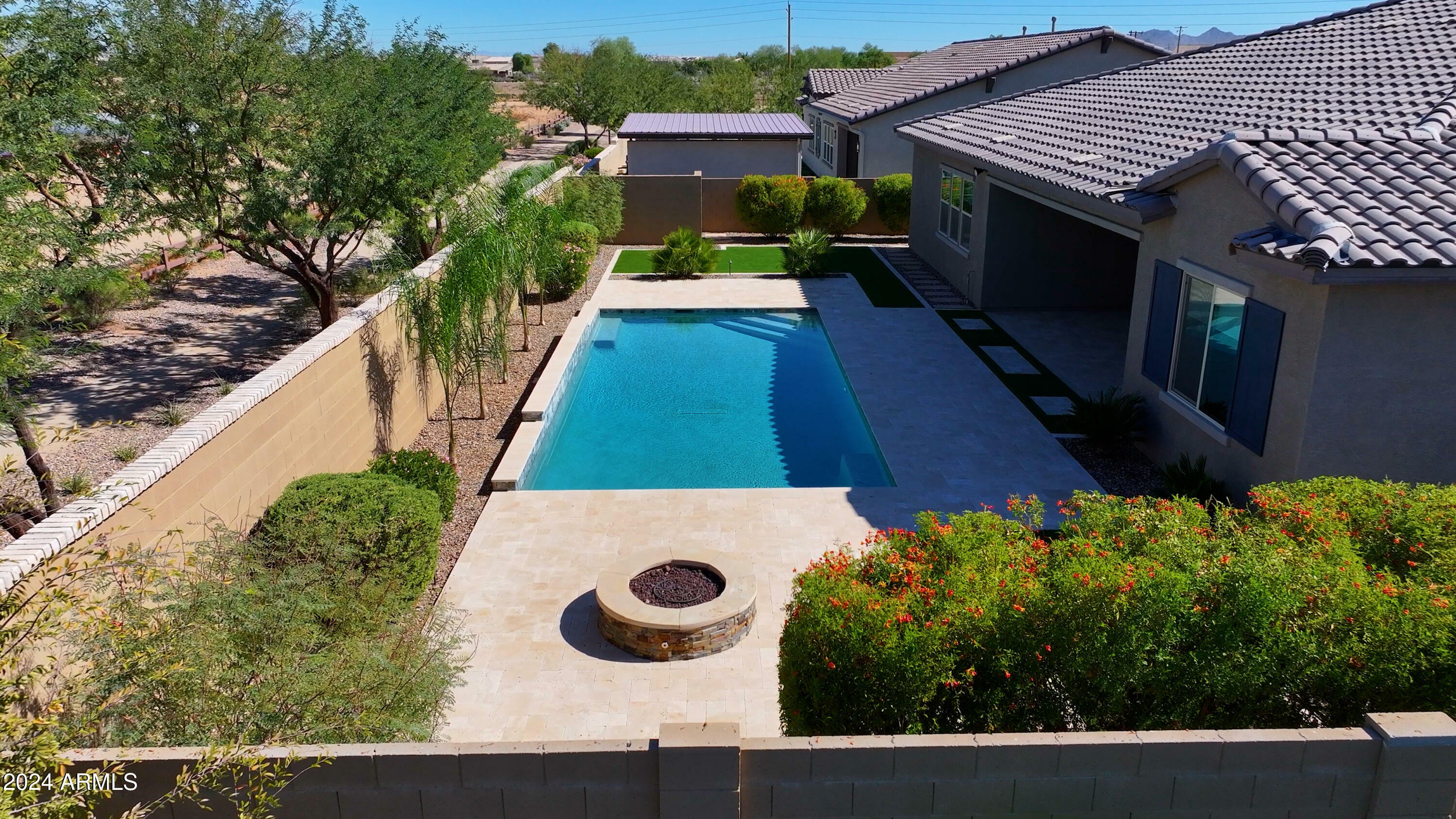 Property Photo:  2072 E Blackhawk Court  AZ 85298 