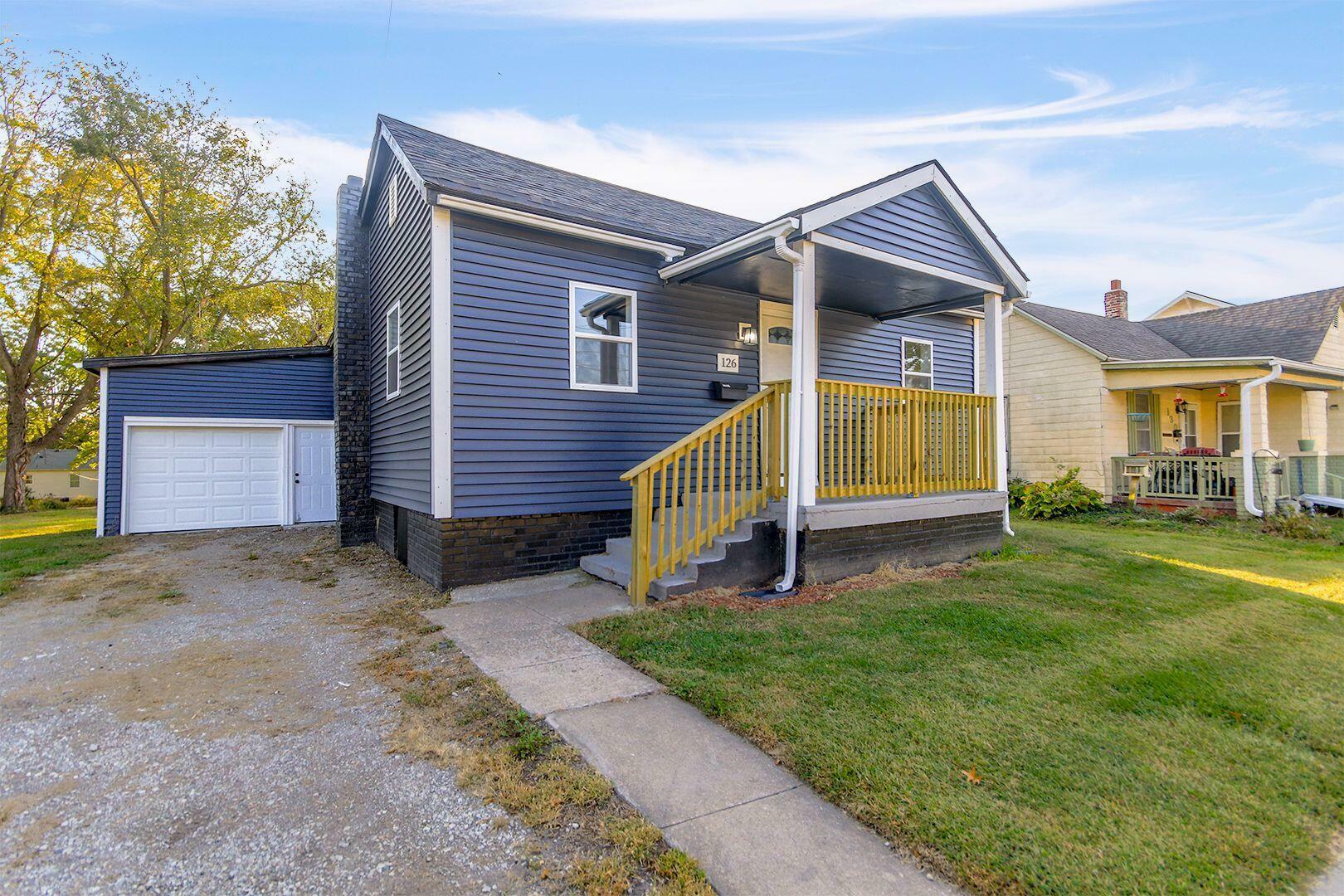 Property Photo:  126 Bedford St  MO 65270 