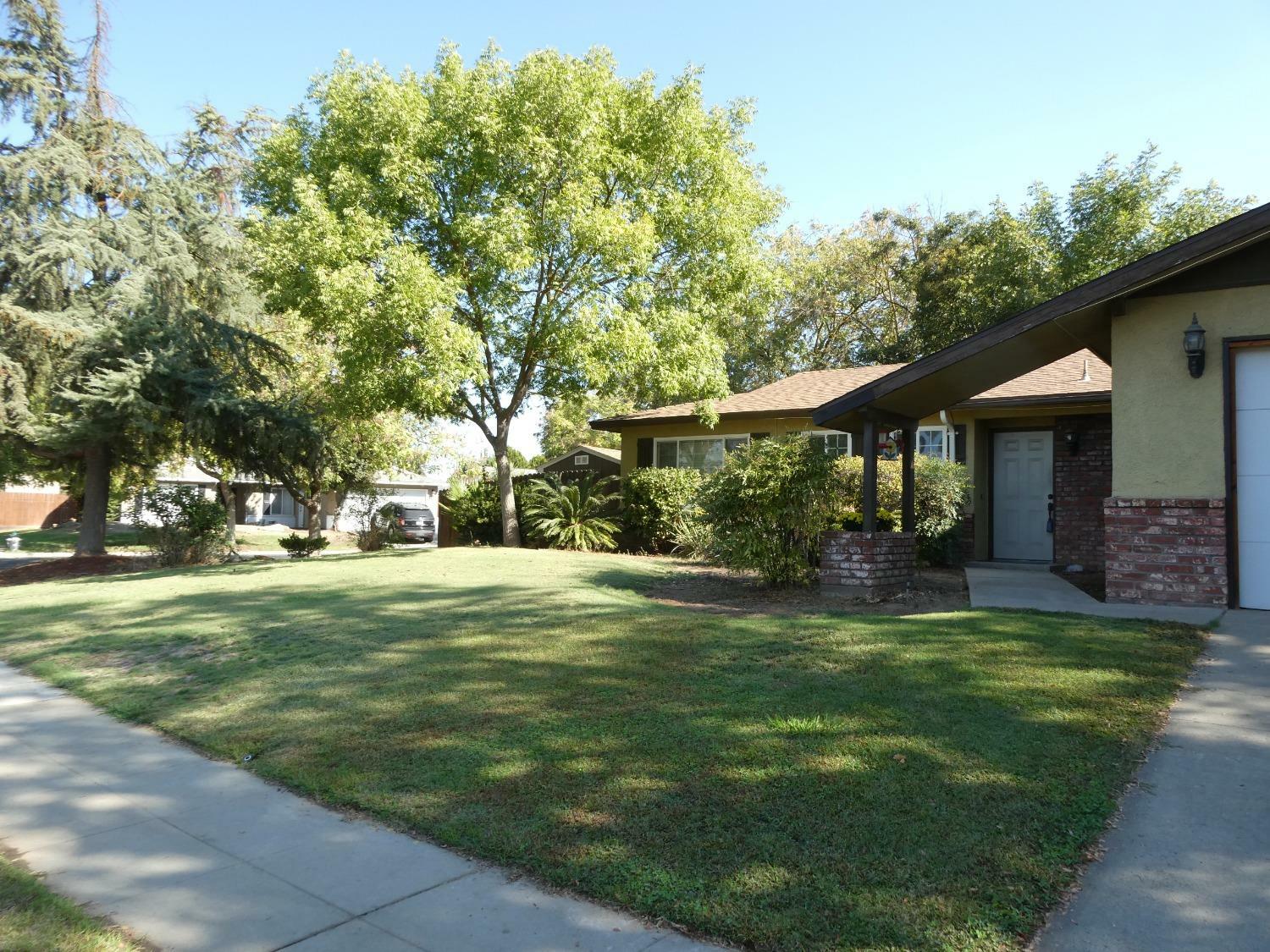 Property Photo:  7396 N Farris Avenue  CA 93711 