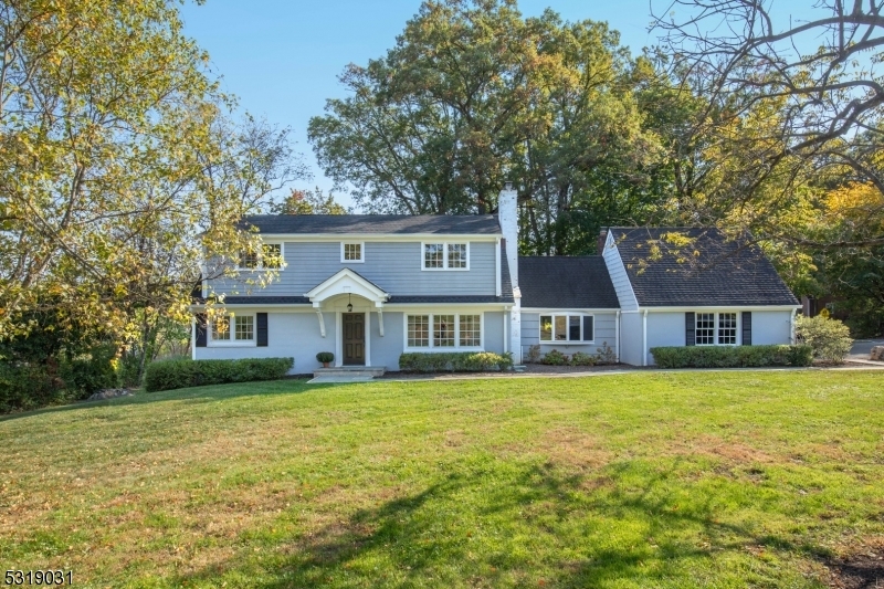 Property Photo:  25 Peachtree Rd  NJ 07920 