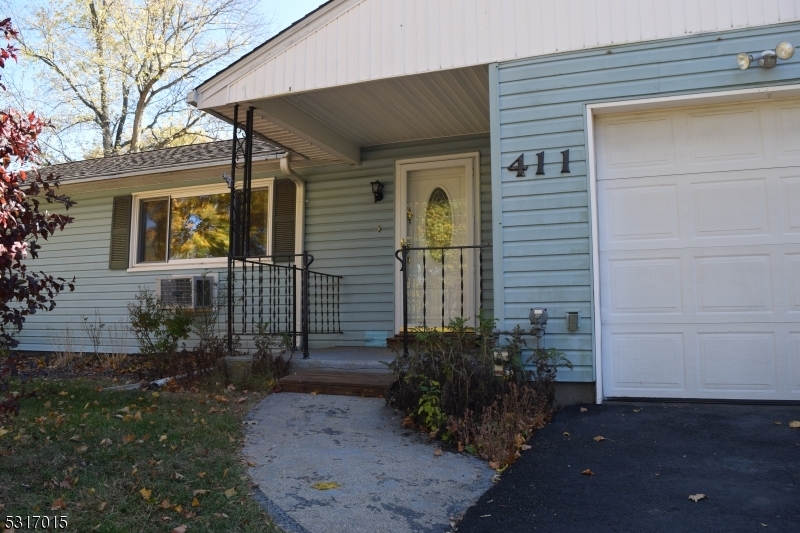 Property Photo:  411 Hurley Dr  NJ 07840 