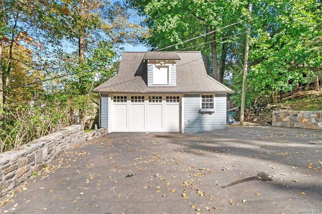 Property Photo:  750 Bedford Road  NY 10570 