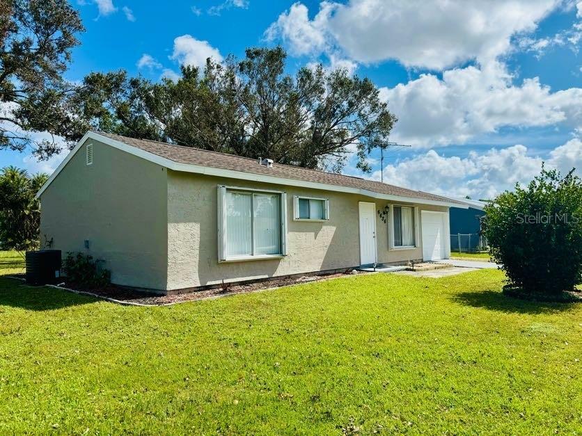 Property Photo:  6656 Dennison Avenue  FL 34287 