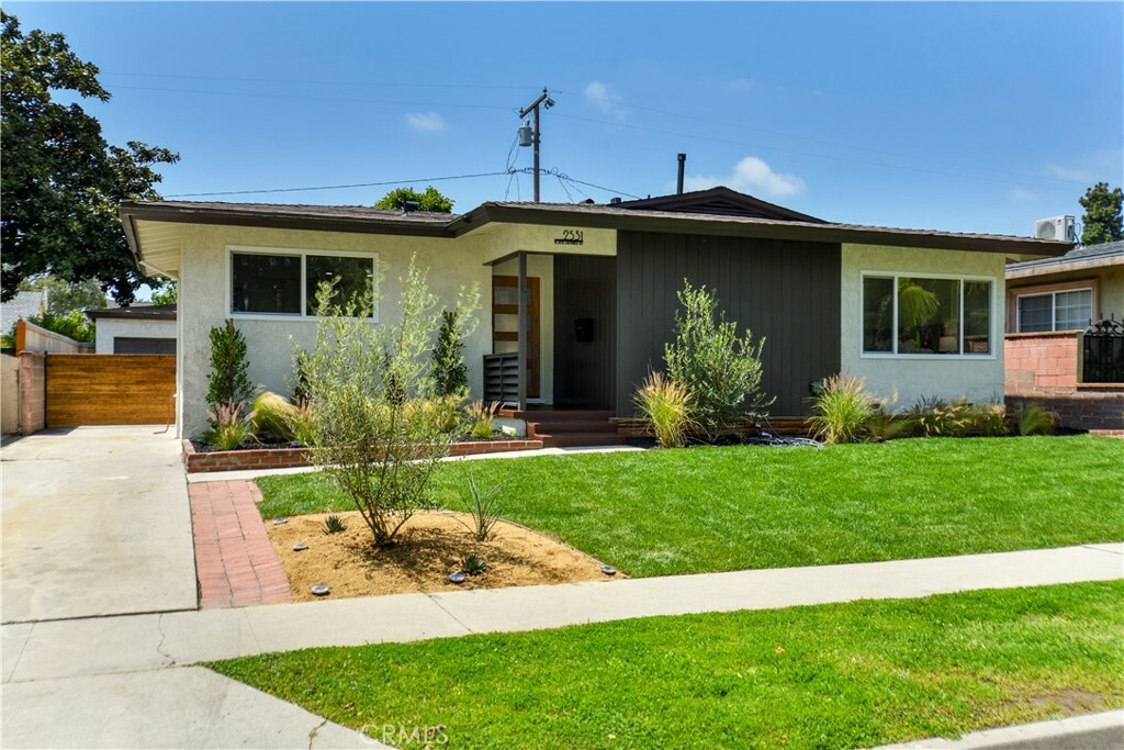 2531 N Studebaker Road  Long Beach CA 90815 photo