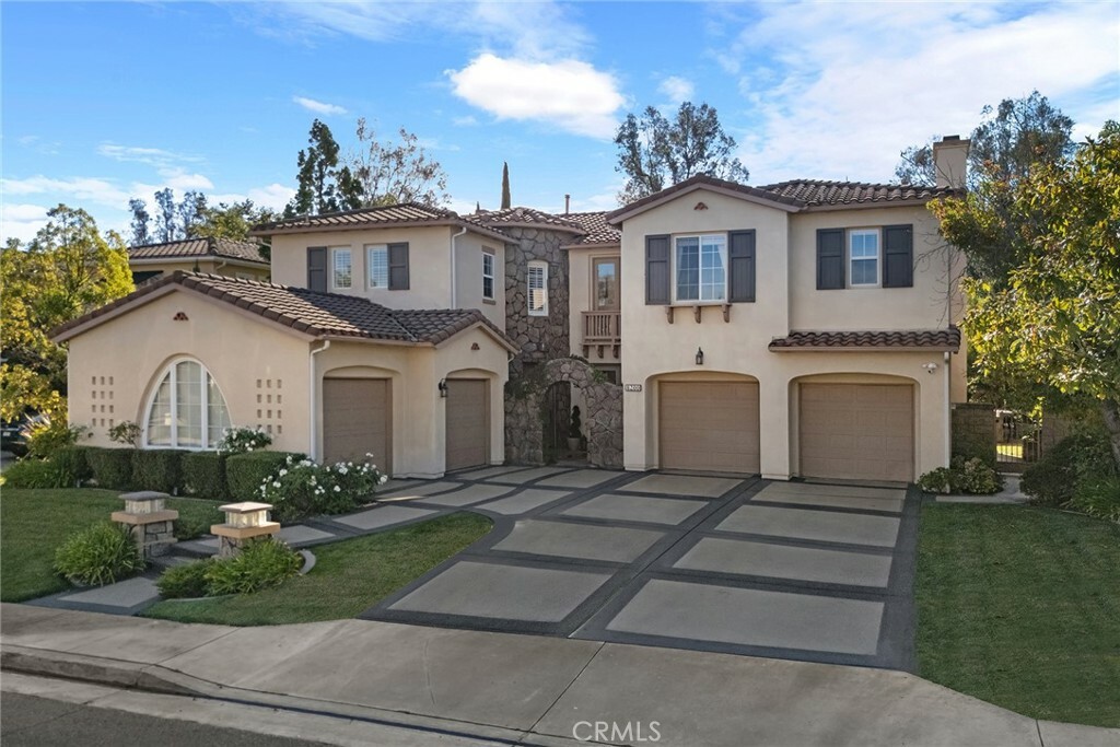 Property Photo:  8200 E Bailey Way  CA 92808 