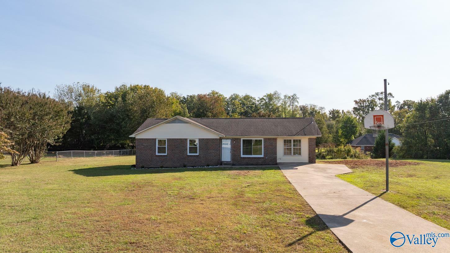 Property Photo:  21124 Clement Gin Road  AL 35613 