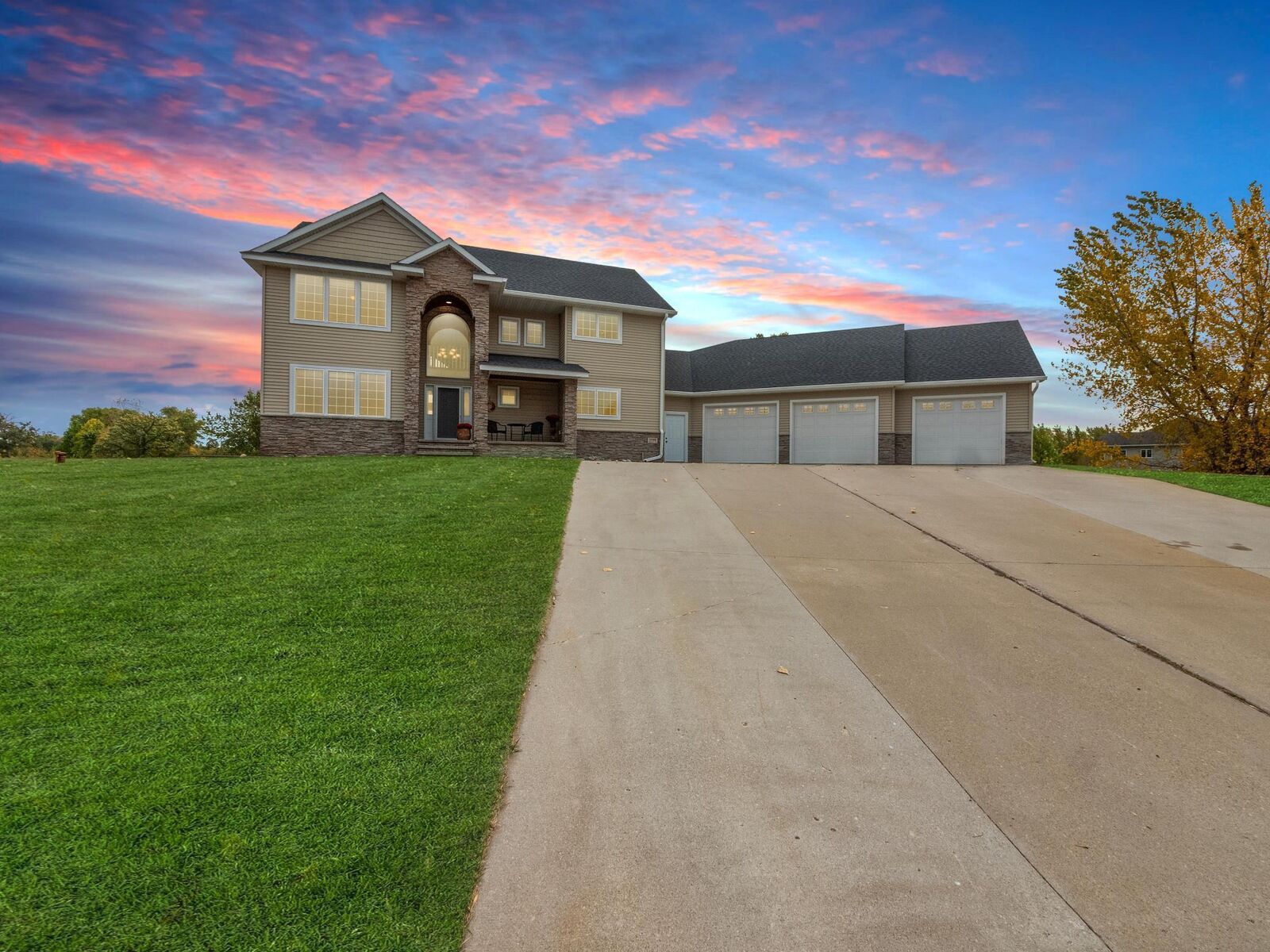 Property Photo: 1599 Donway Court NE MN 56308