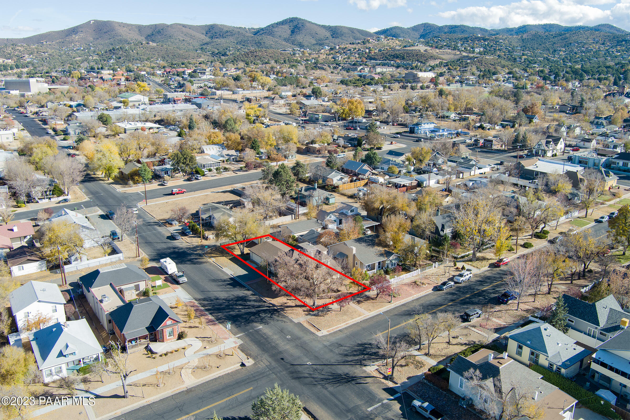 Property Photo:  337 N Mount Vernon Avenue  AZ 86301 