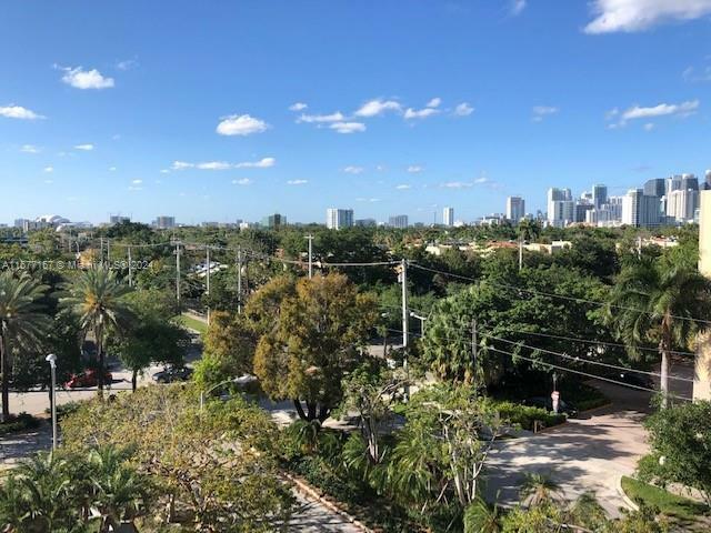 Property Photo:  2501 Brickell Ave 602  FL 33129 