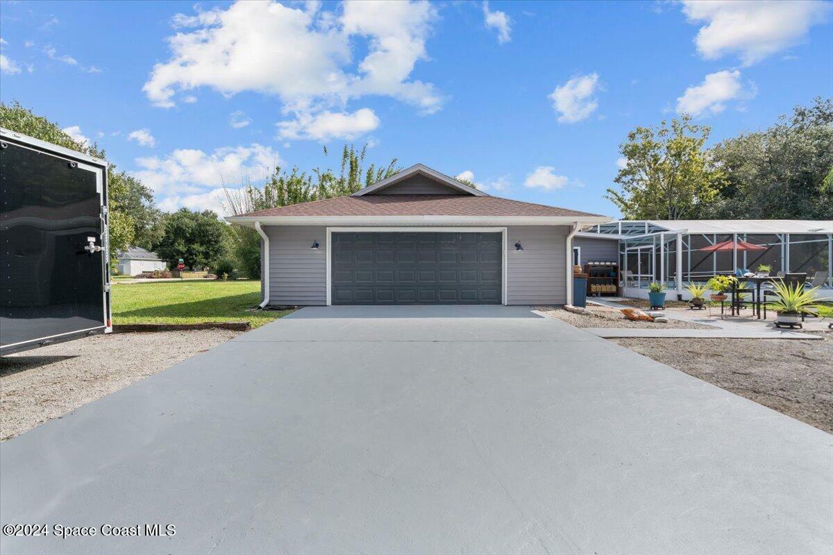 Property Photo:  4805 Valdine Avenue  FL 32926 