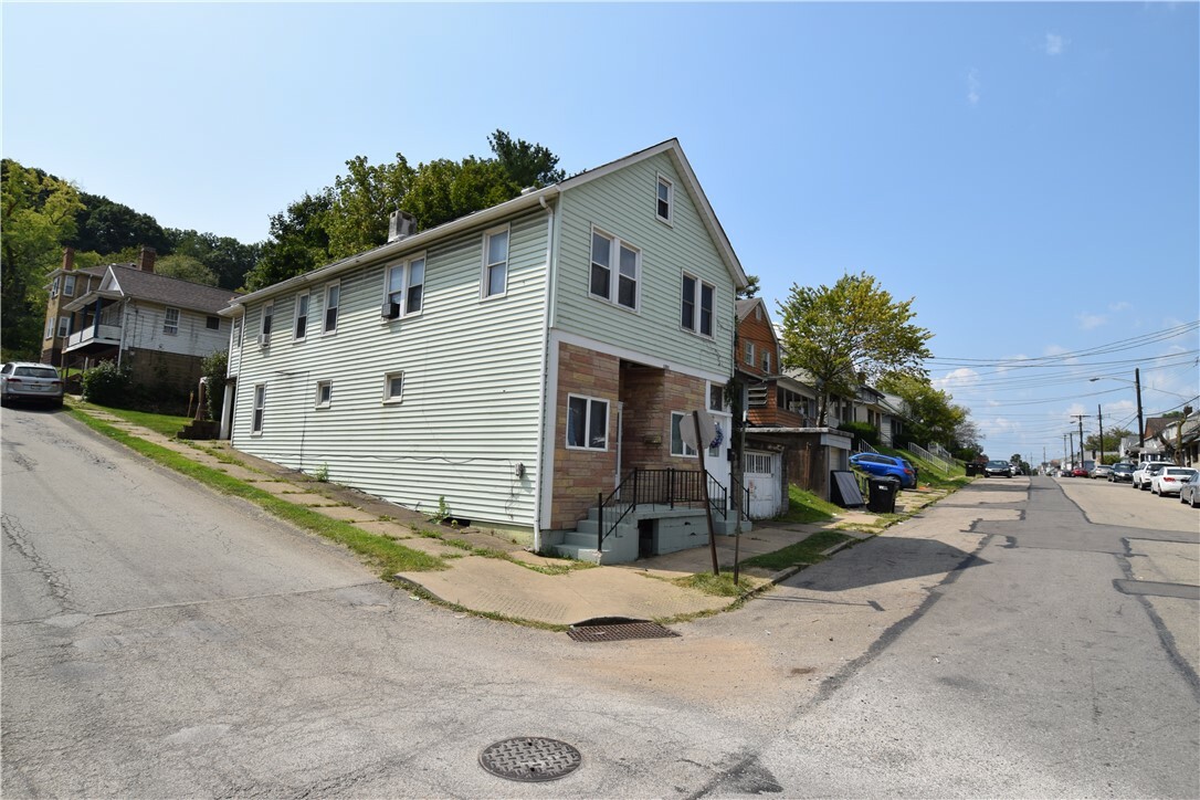 Property Photo:  1201 Irwin Street  PA 15001 