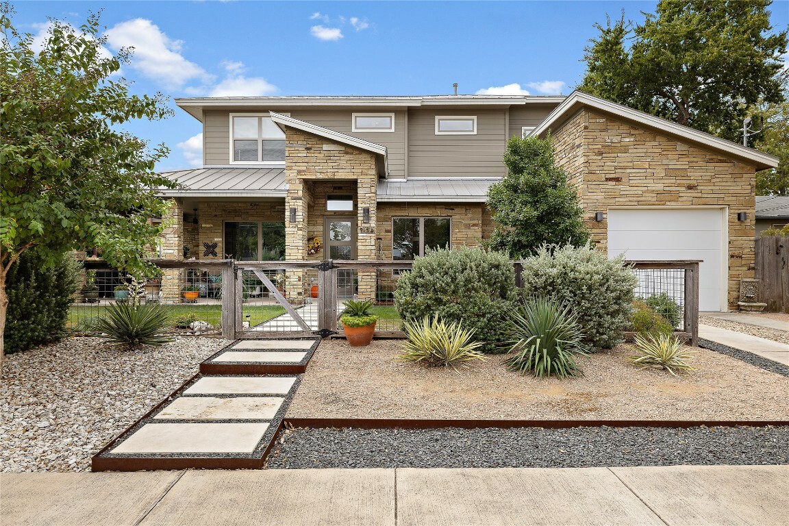 Property Photo:  915 Stobaugh Street A  TX 78757 