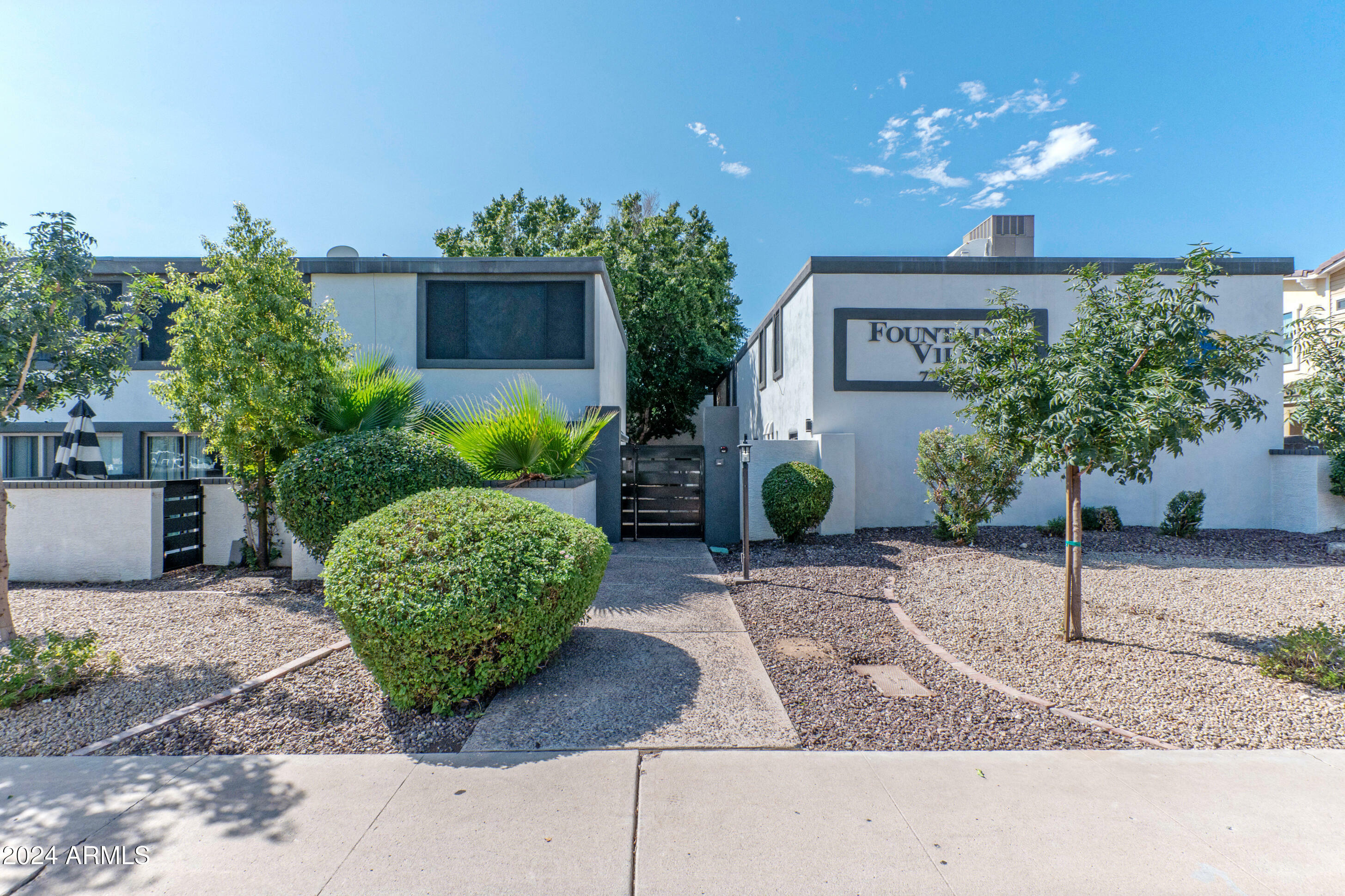 Property Photo:  7325 E Belleview Street 1001  AZ 85257 