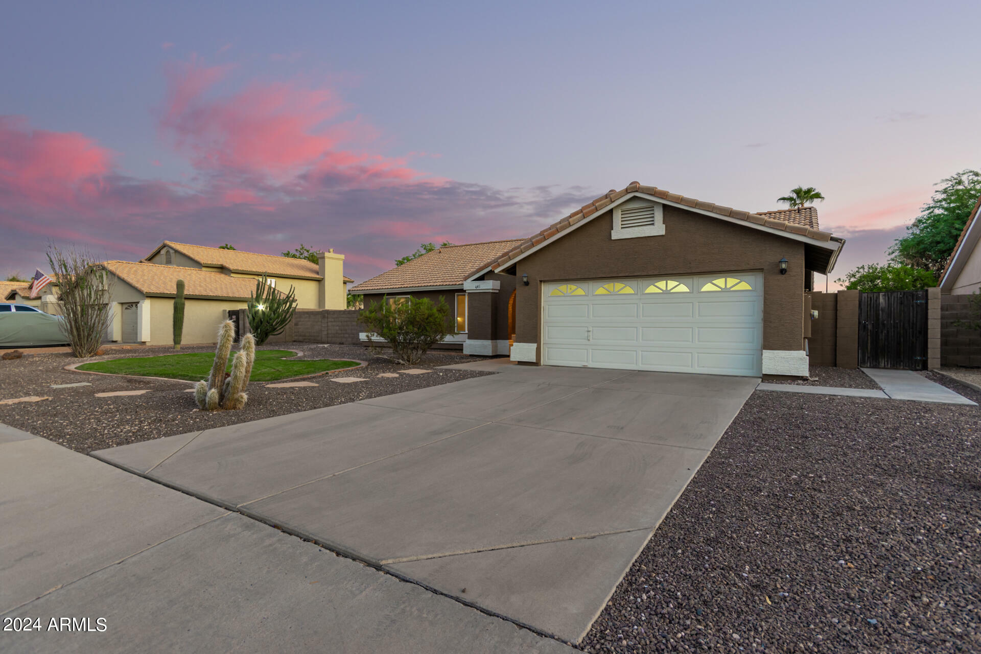 Property Photo:  441 E Saratoga Street  AZ 85296 