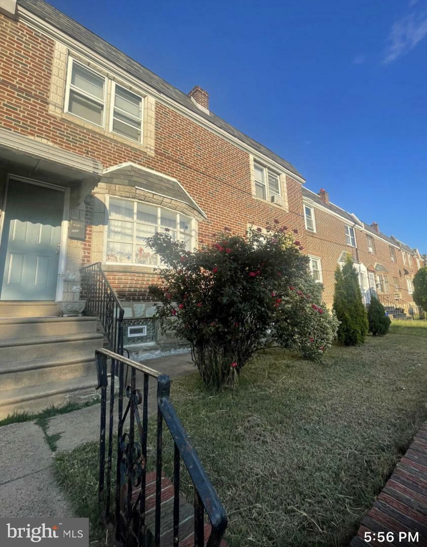 Property Photo:  4209 E Cheltenham Avenue  PA 19124 