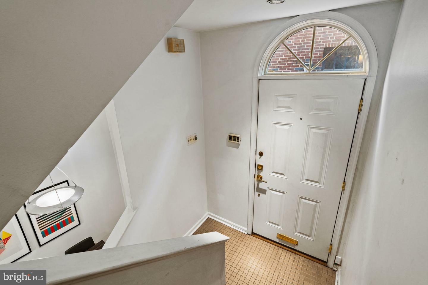 Property Photo:  1212 Waverly Walk  PA 19147 