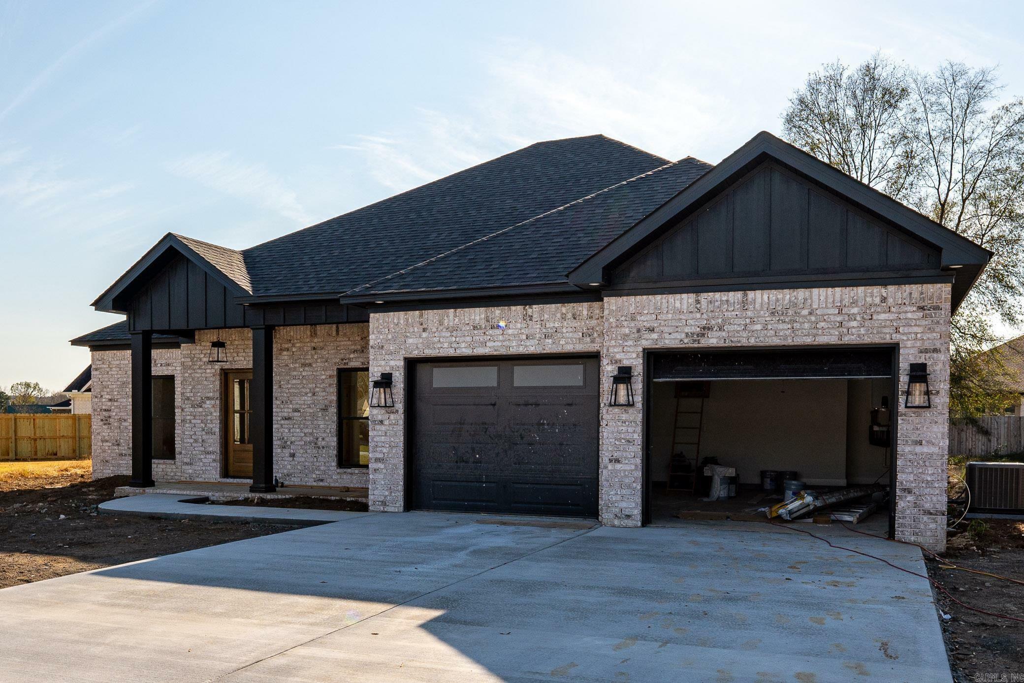 Property Photo:  11 Evening Star Cove  AR 72058 