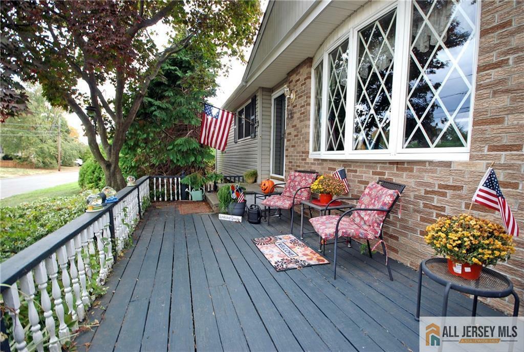 Property Photo:  1121 Charter Street  NJ 08854 