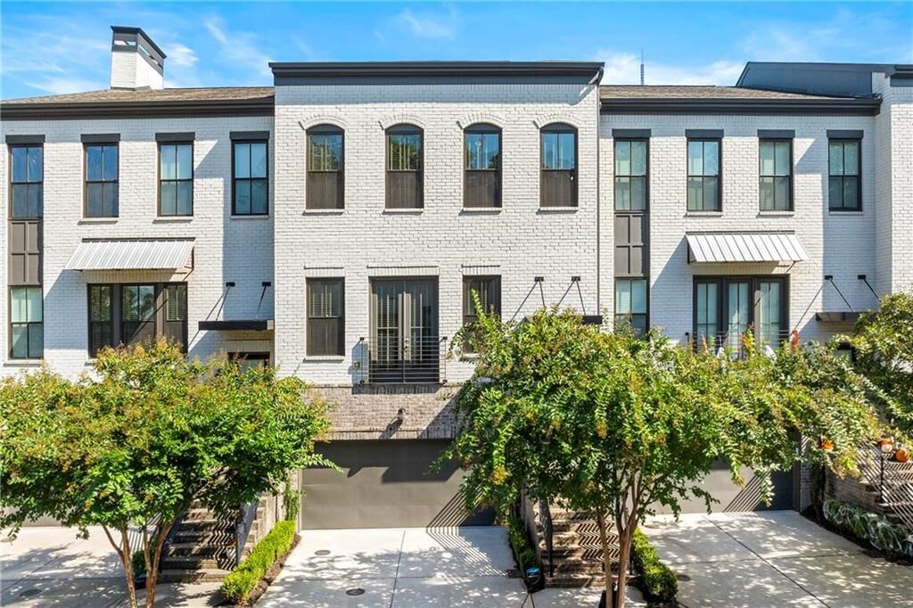 Property Photo: 1388 La France Street 7 GA 30307