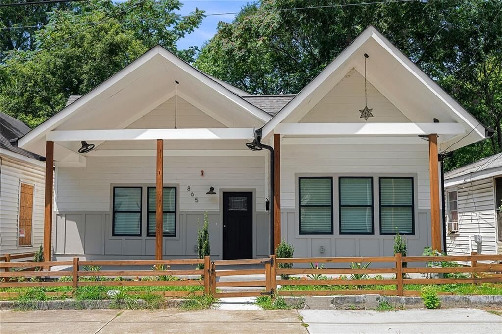 Property Photo: 865 McDaniel Street SW GA 30310