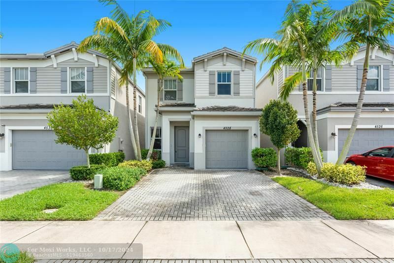 Property Photo:  4528 NW 48 Ter Terrace  FL 33319 