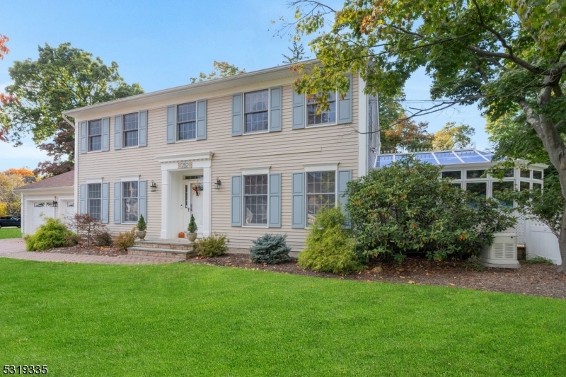 Property Photo:  252 Mahwah Rd  NJ 07430 