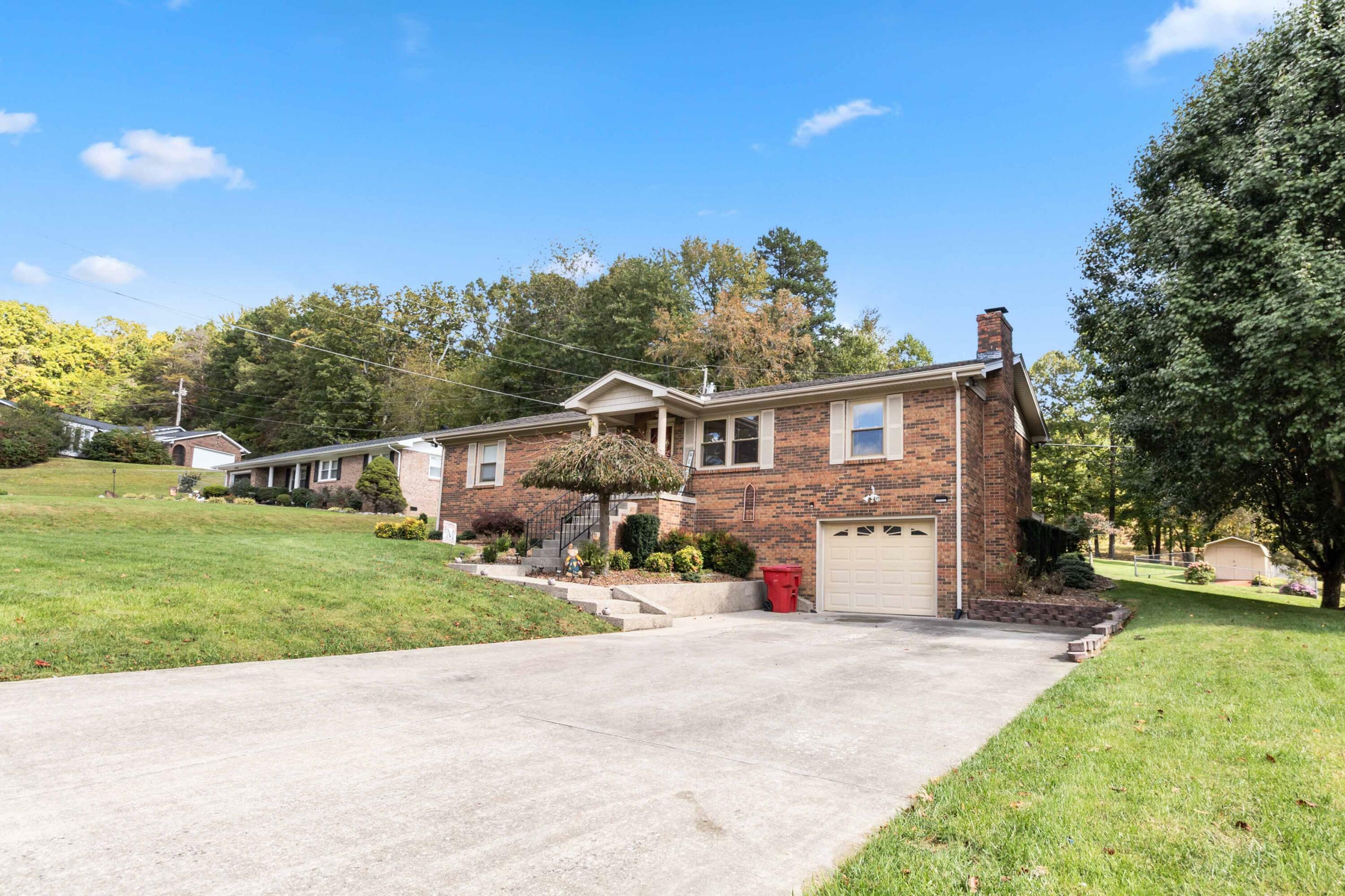 Property Photo:  316 Meadowbrook Drive  KY 40701 