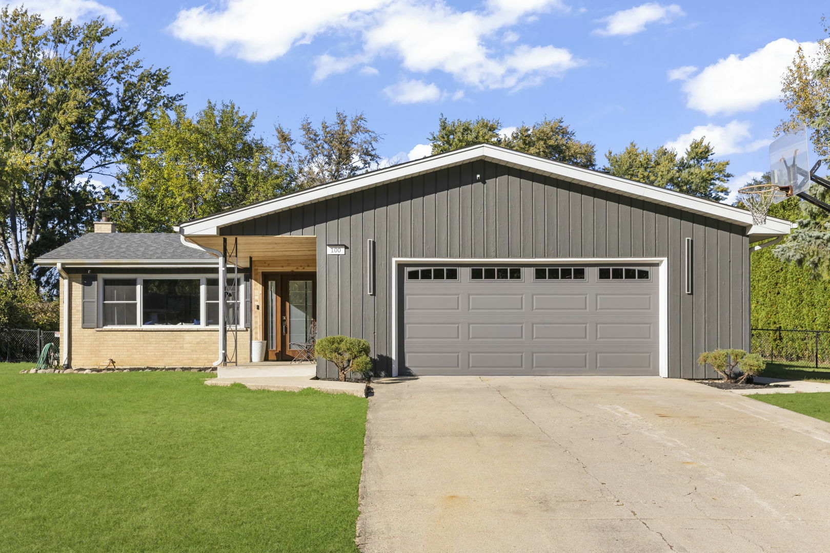 Property Photo:  100 W Monterey Avenue  IL 60193 