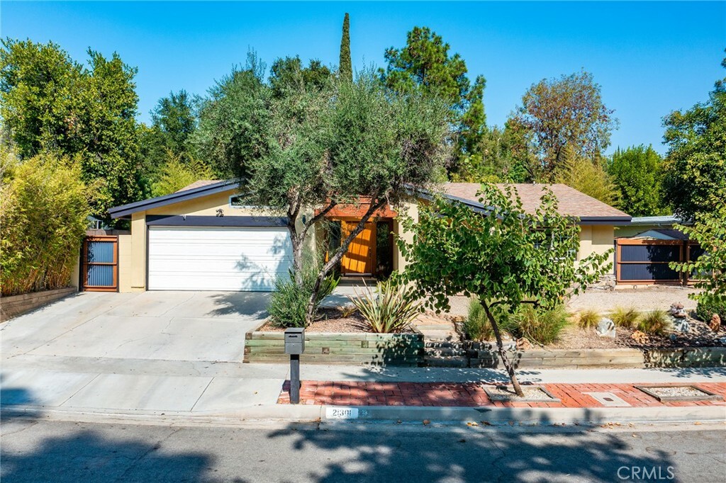 21301 Bellini Drive  Topanga CA 90290 photo