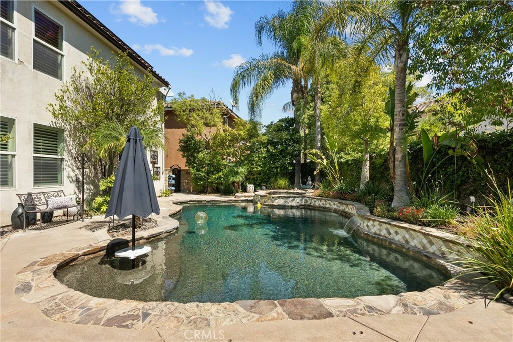 Property Photo:  29118 Starwood Place  CA 91390 