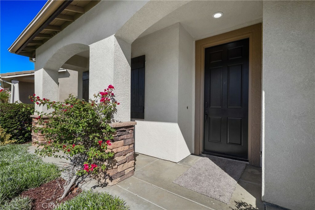 Property Photo:  38035 Copperwood Street  CA 92562 