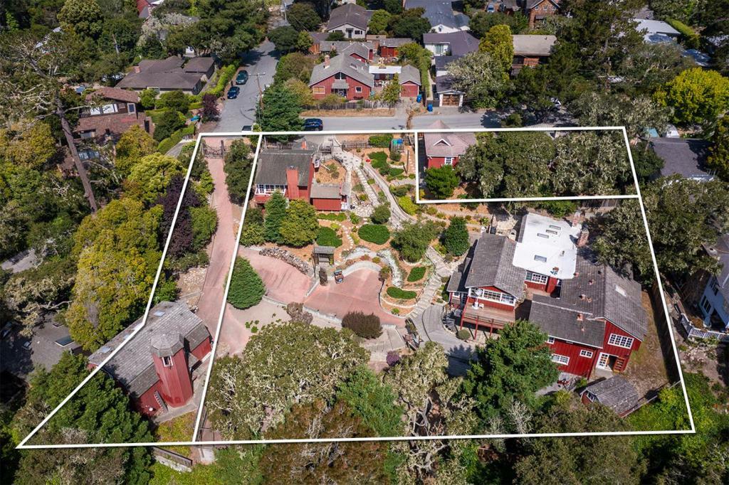 Property Photo:  0 Corner Of Crespi & Flanders  CA 93921 