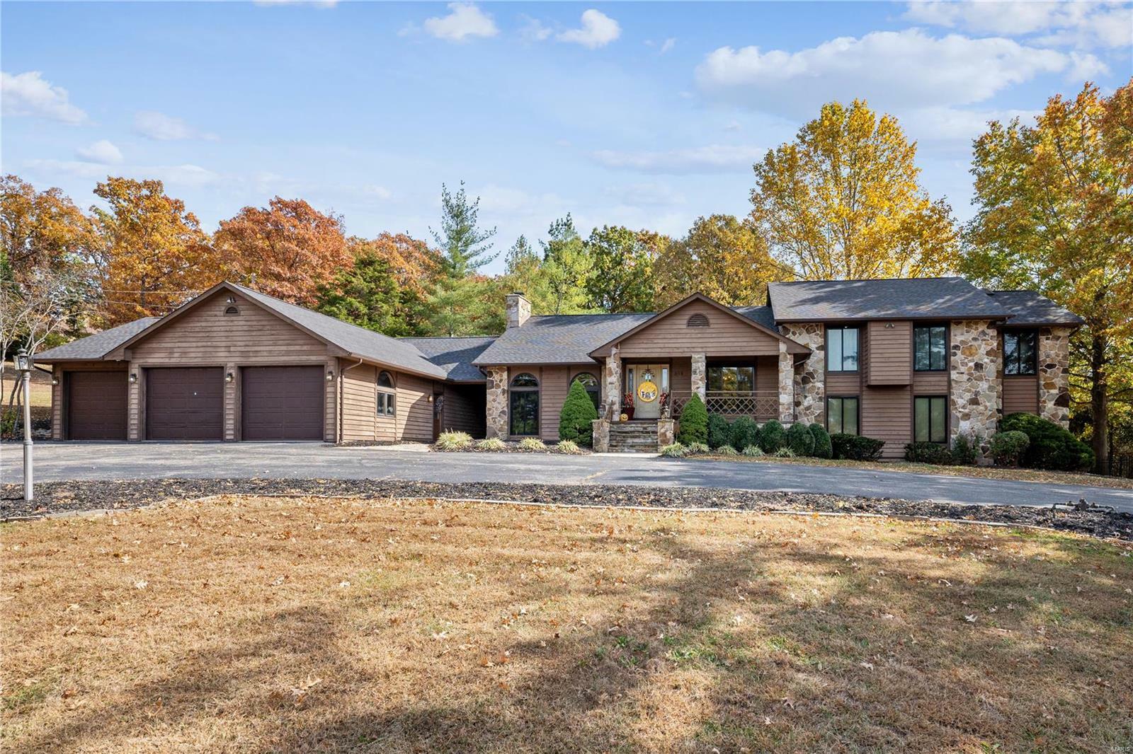 Property Photo:  515 Country Lane  MO 63080 