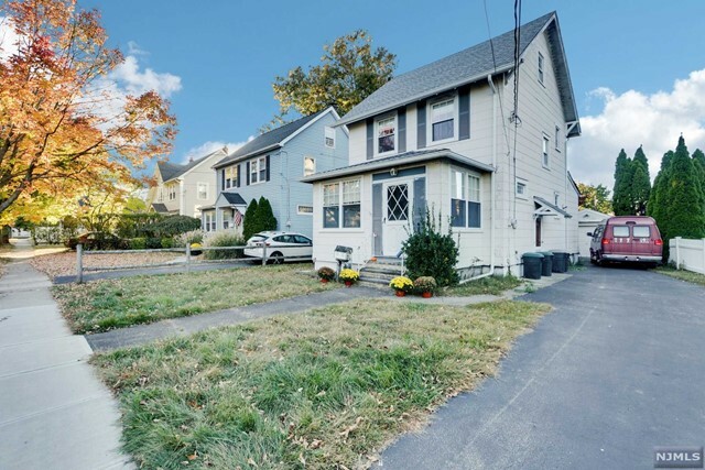 Property Photo:  595 Grant Avenue  NJ 07607 