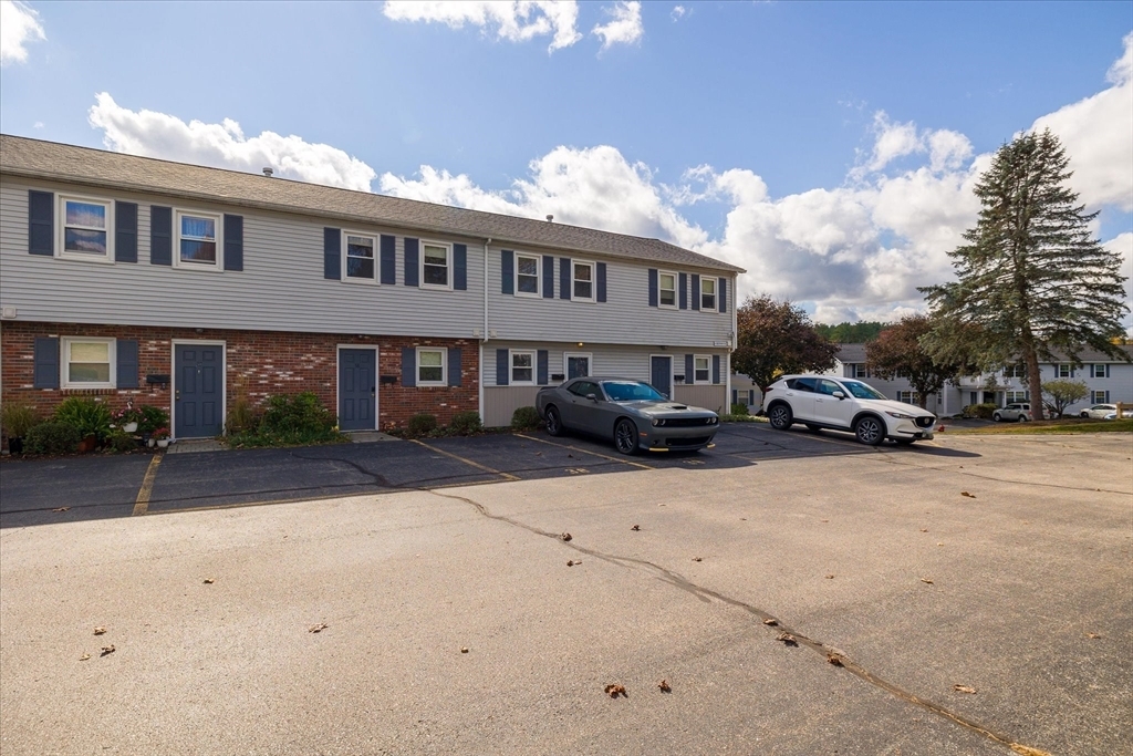 Property Photo:  8 Crestview Dr 38  MA 01562 