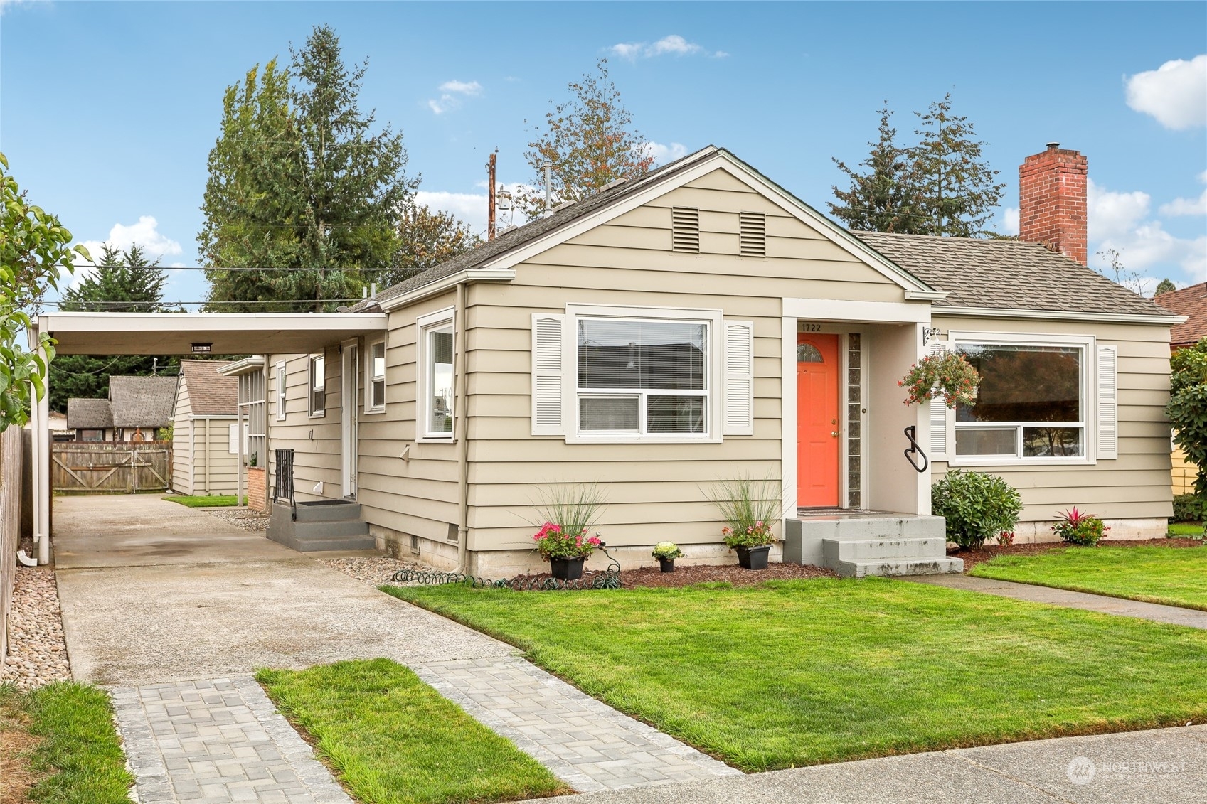 Property Photo:  1722  2nd Street  WA 98270 