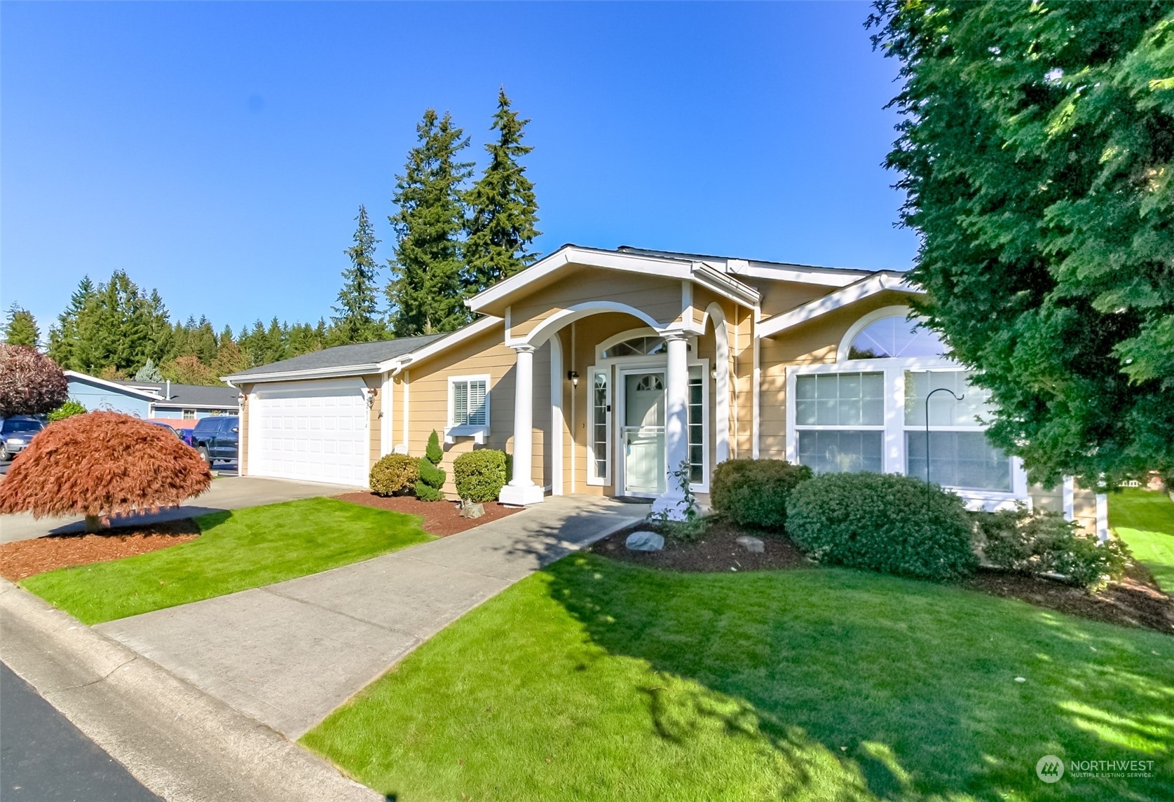Property Photo: 24316 223rd Place SE WA 98038