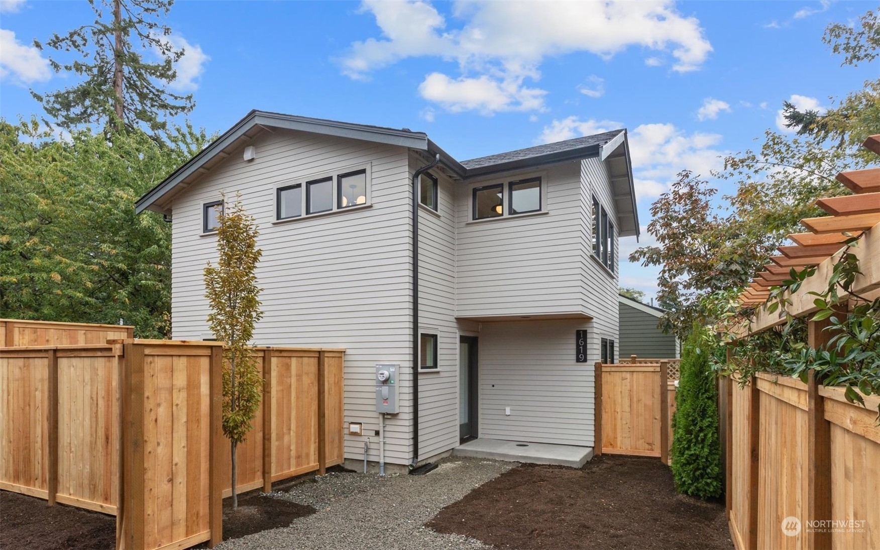 Property Photo:  1619 N 55th Street  WA 98103 