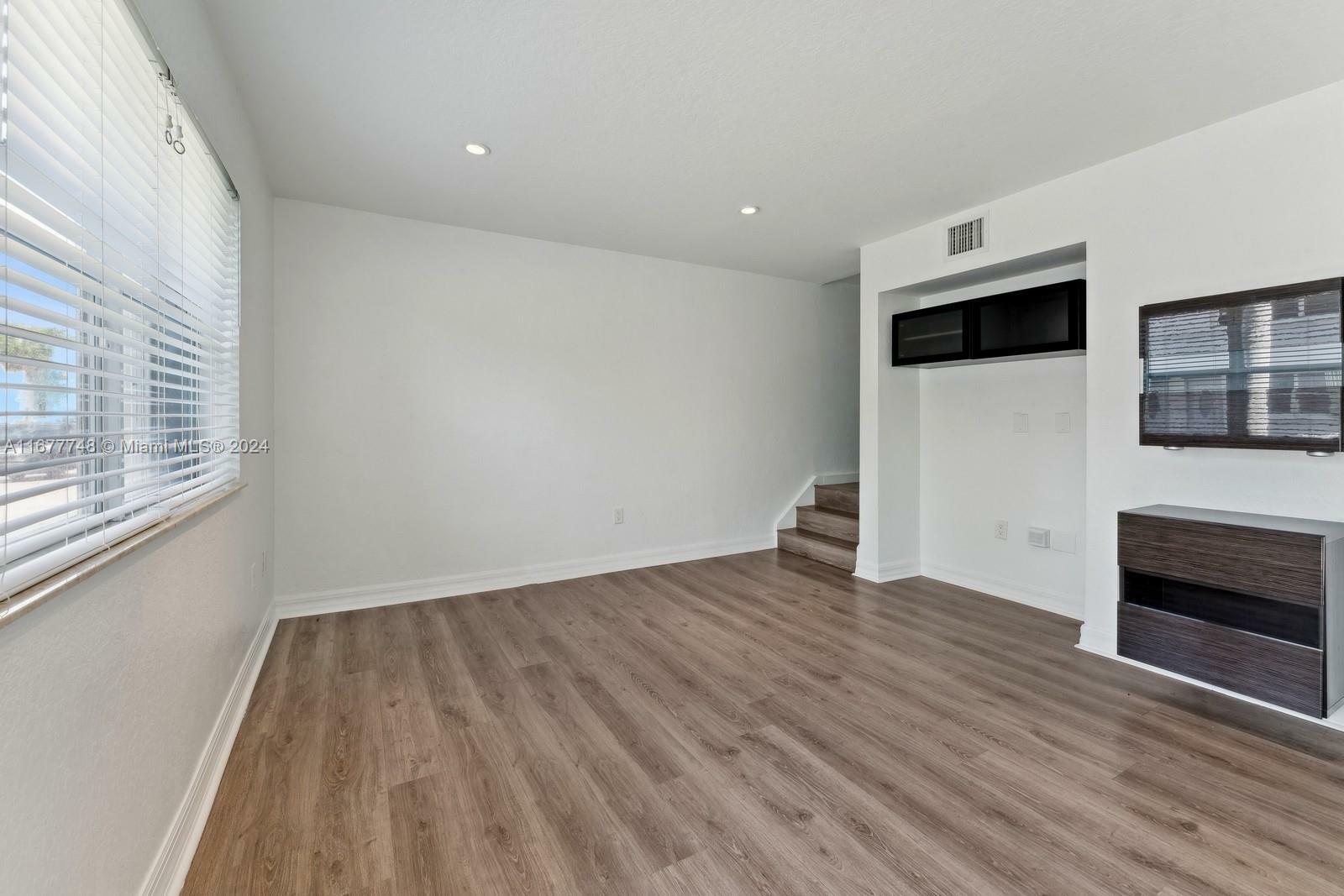 Property Photo:  7801 Hispanola Ave 6  FL 33141 