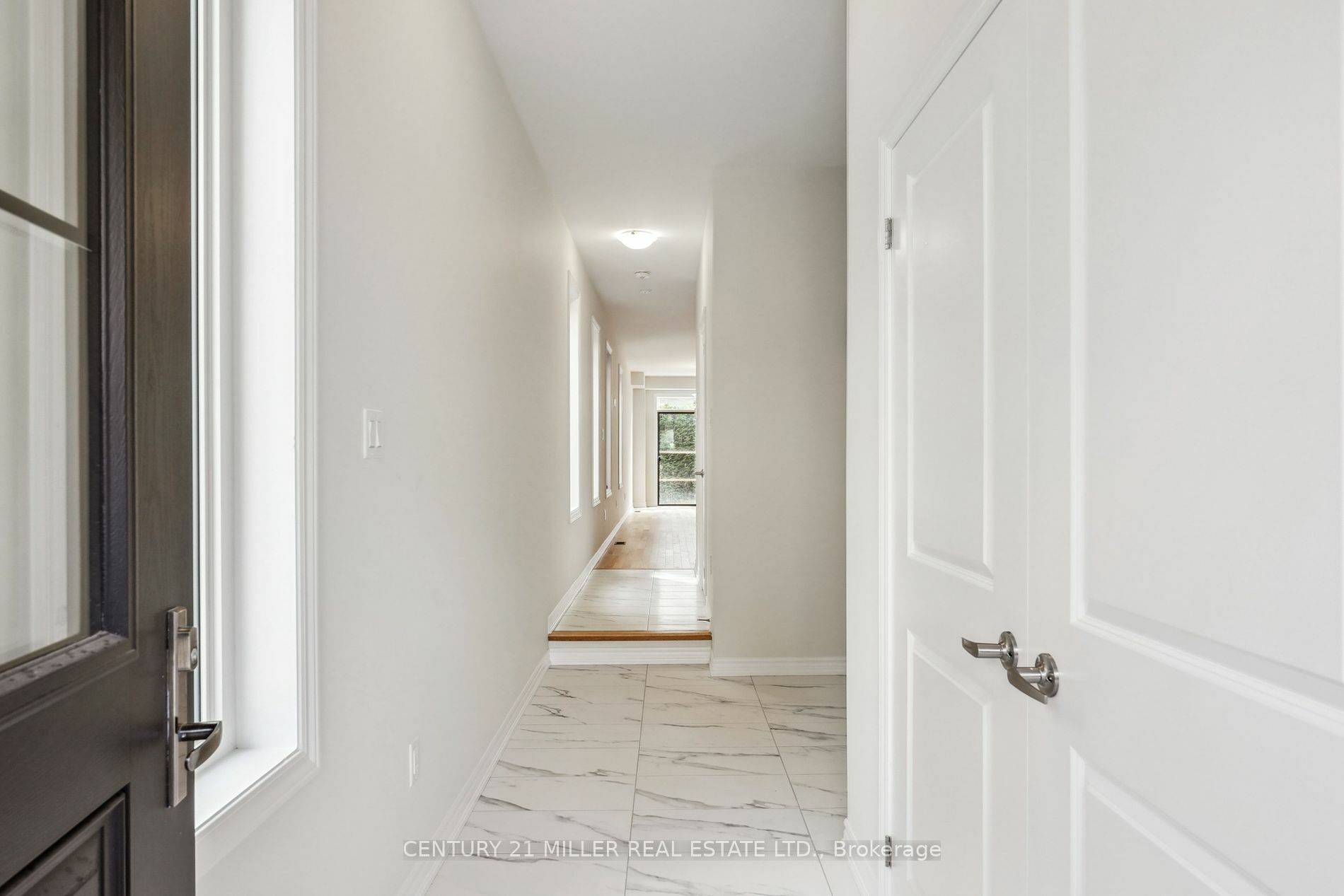 Property Photo:  1408 Oakmont Common  ON L7P 0V8 