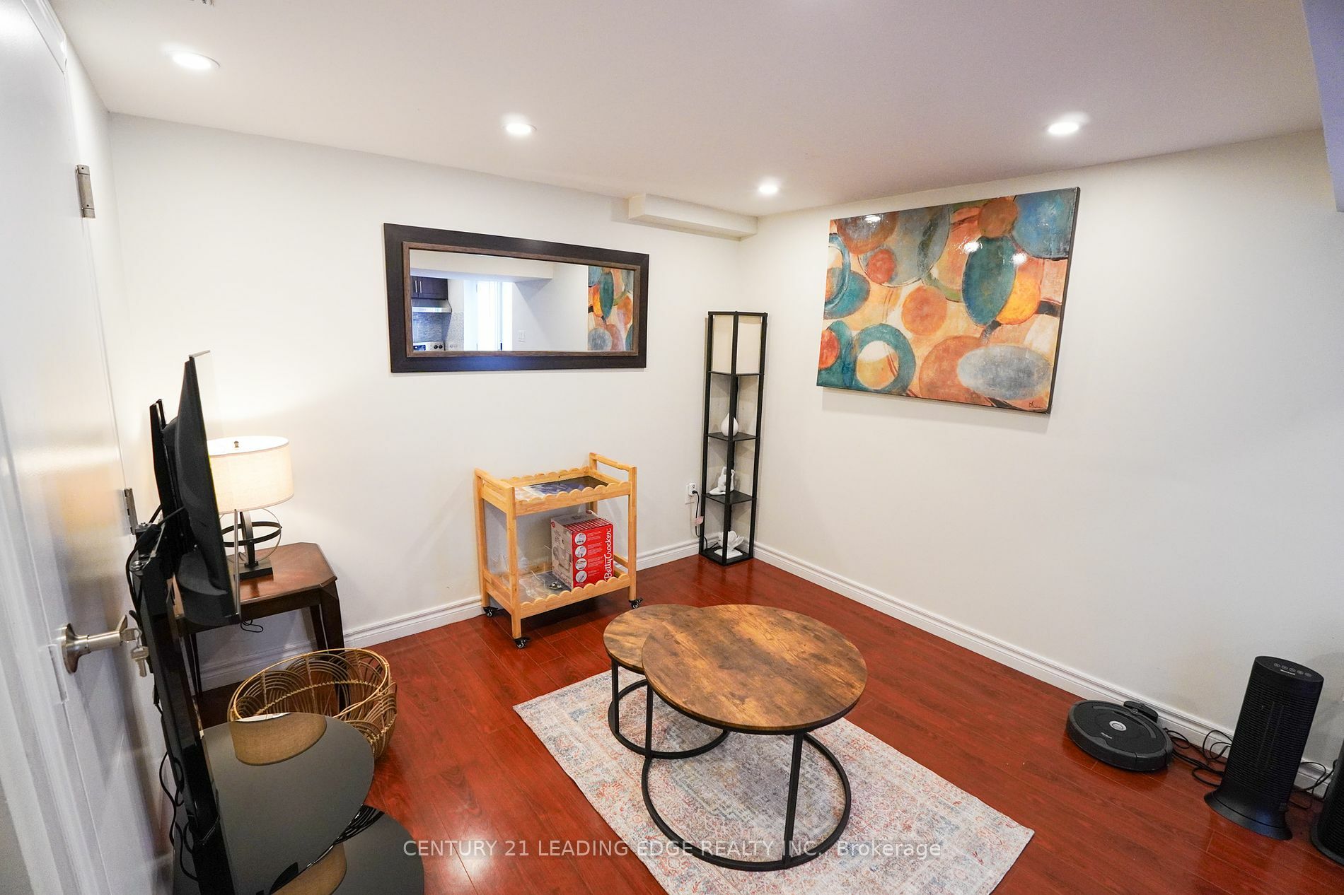 Property Photo:  1645 Alwin Circ Lower  ON L1V 2W1 